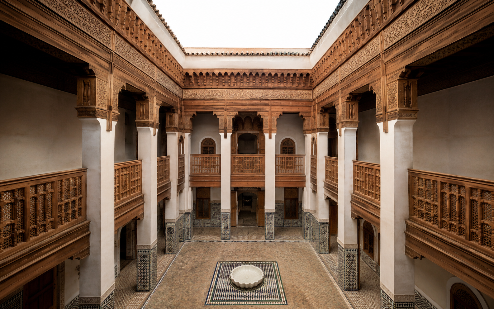 Cour intérieure du riad Dar Fès restauré